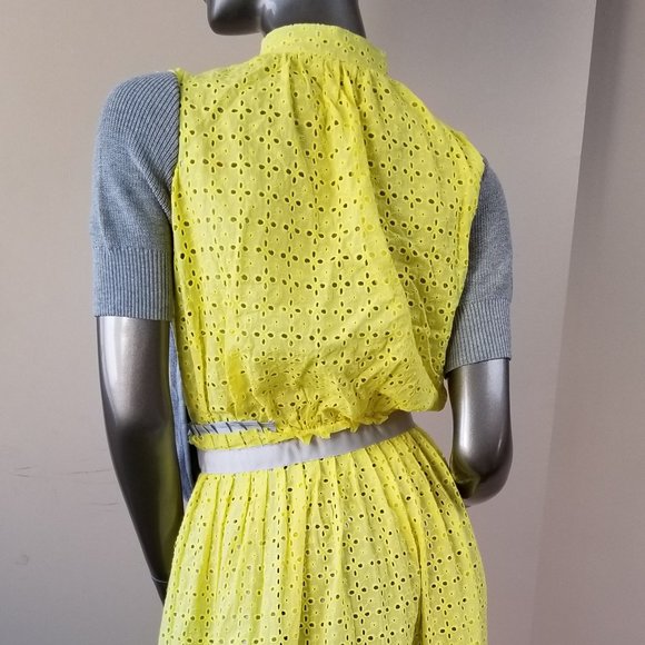 One Piece Grey Knit Top with Yellow Skirt - Picture 4 of 5